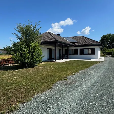 Golf Und Thermen Golfblick Bad Loipersdorf 別荘